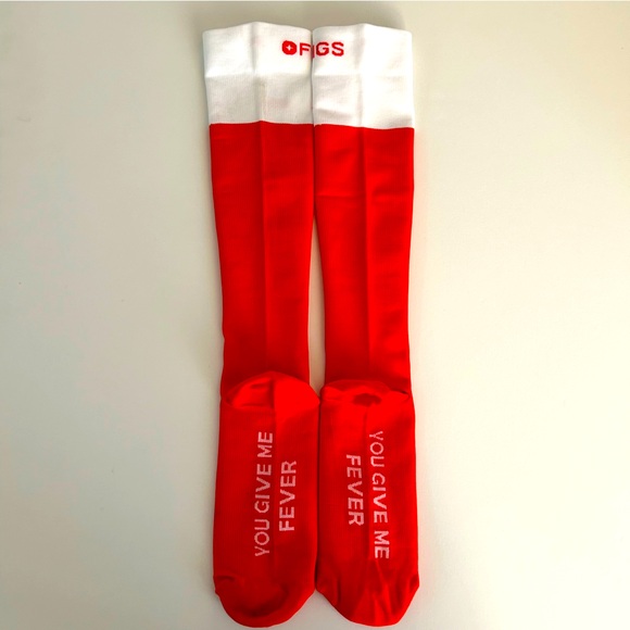 FIGS NWT YOU GIVE ME FEVER Compression Socks Small Red White Thermometer - Picture 4 of 5